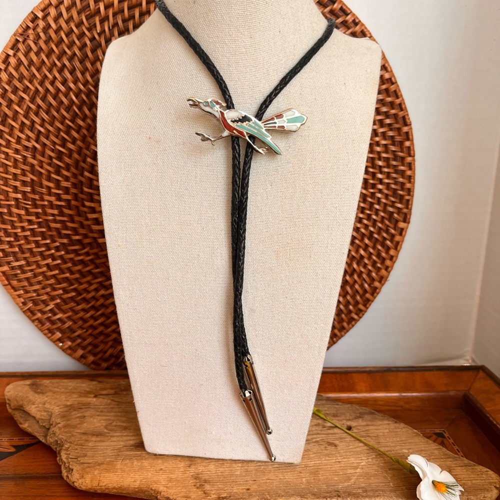 VTG Southwestern Roadrunner Enamel Bolo Tie Black Braided Cord 28”
